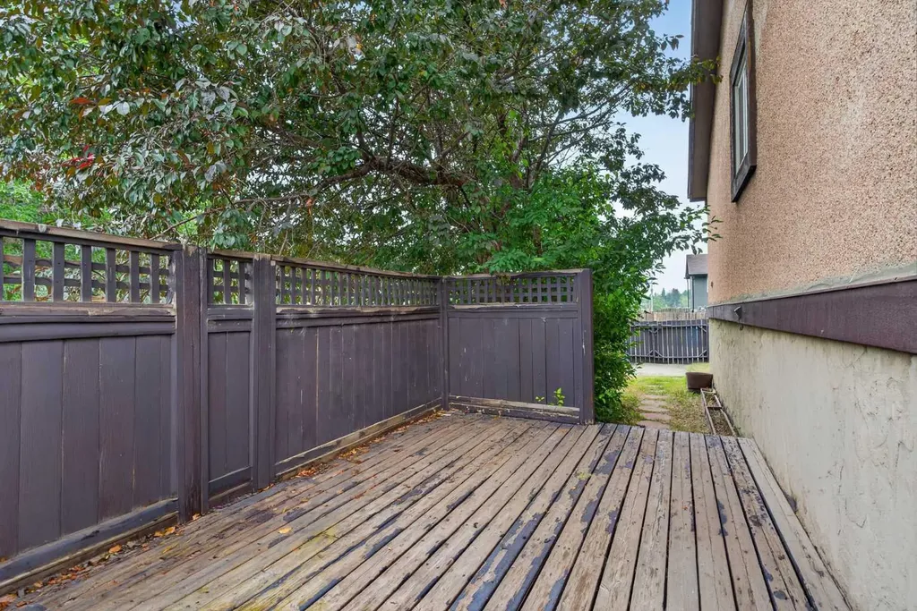 179 Pinecliff Close NE Calgary AB T1Y 4N4