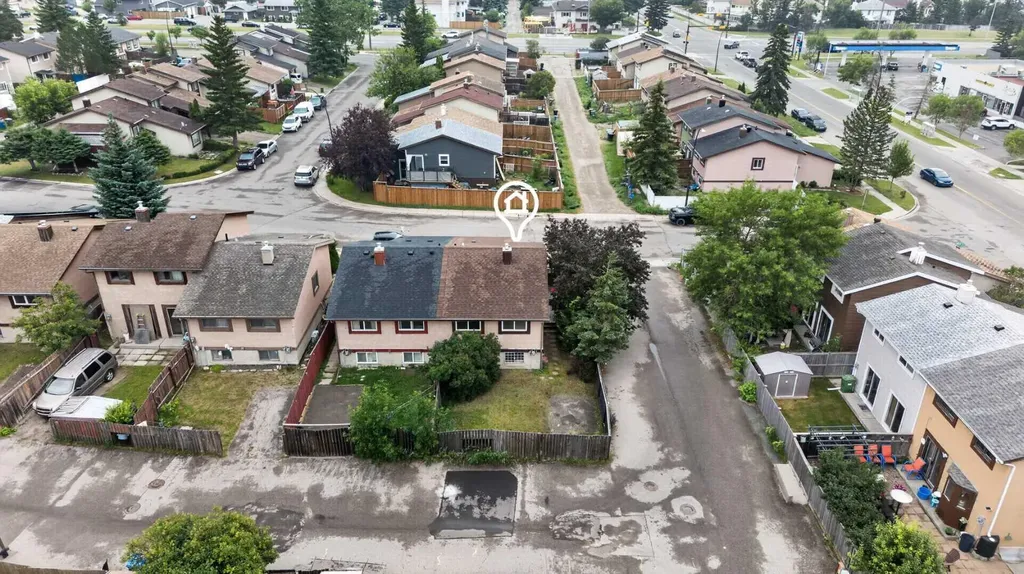 179 Pinecliff Close NE Calgary AB T1Y 4N4