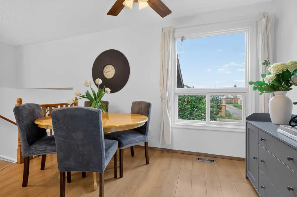 179 Pinecliff Close NE Calgary AB T1Y 4N4