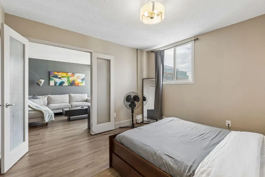 505 19 Avenue SW Calgary AB T2S 0E4