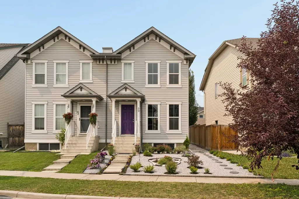 59 Elgin Meadows Park SE Calgary AB T2Z 1B5