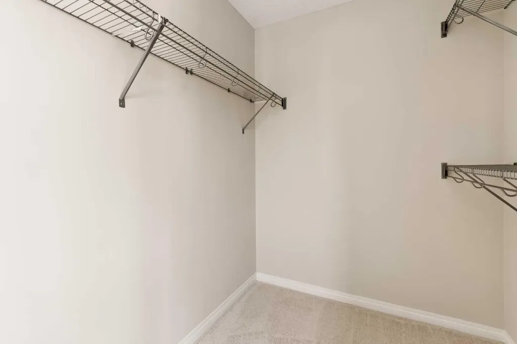 59 Elgin Meadows Park SE Calgary AB T2Z 1B5