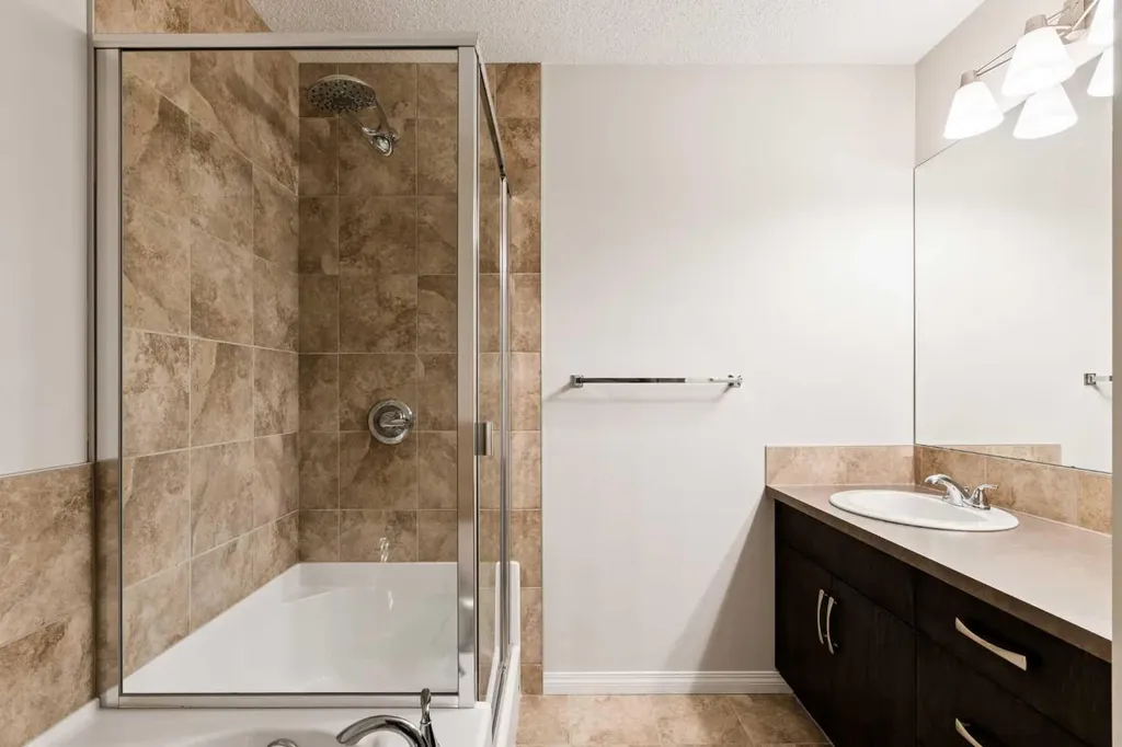 59 Elgin Meadows Park SE Calgary AB T2Z 1B5
