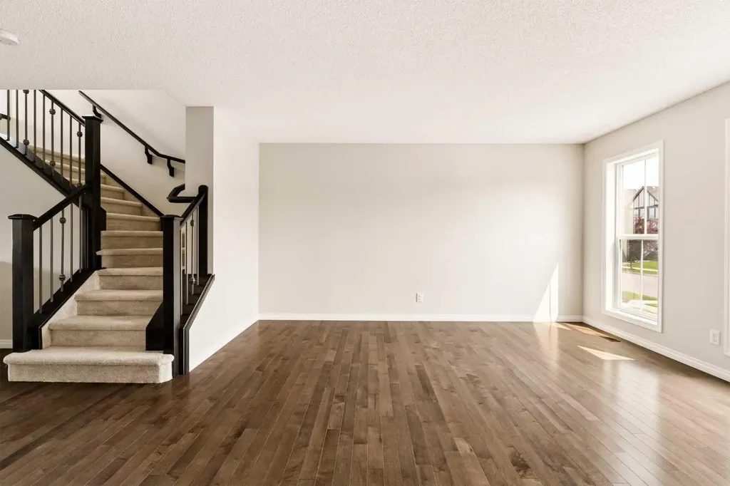 59 Elgin Meadows Park SE Calgary AB T2Z 1B5