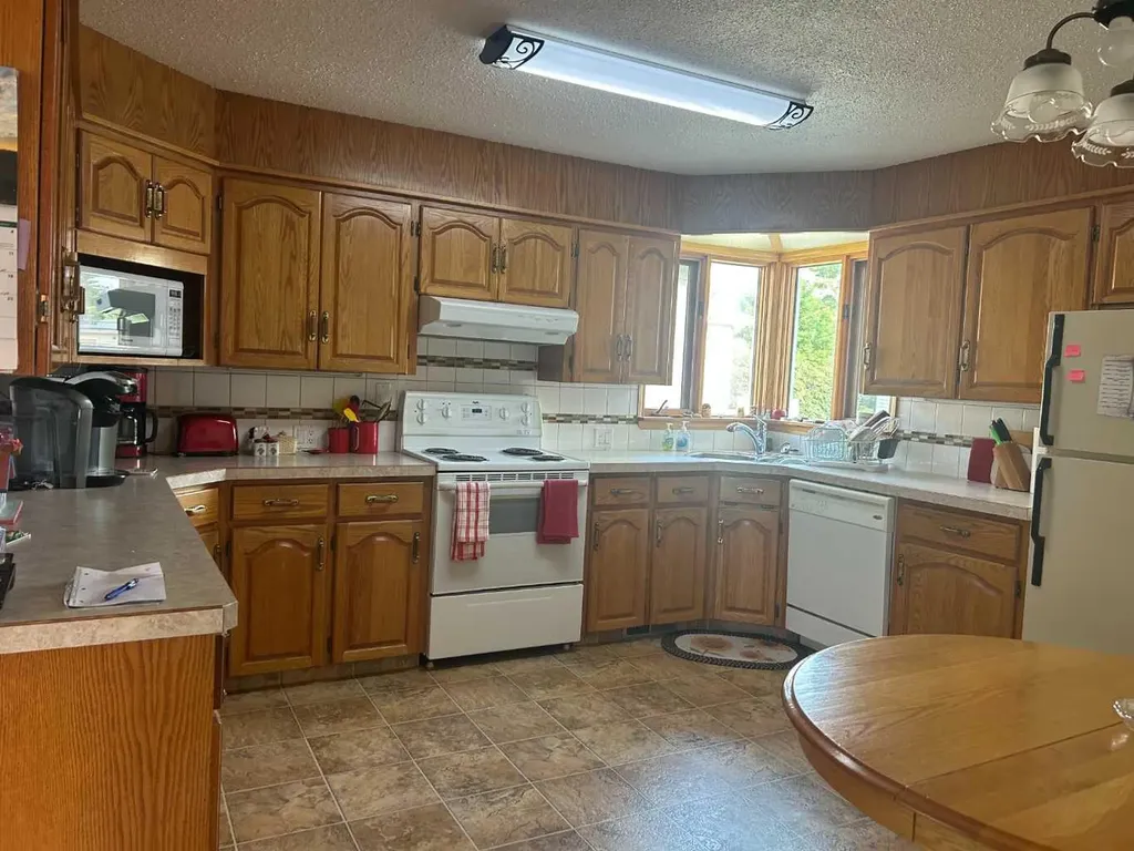 315 3 Avenue N Vauxhall AB T0K 2K0