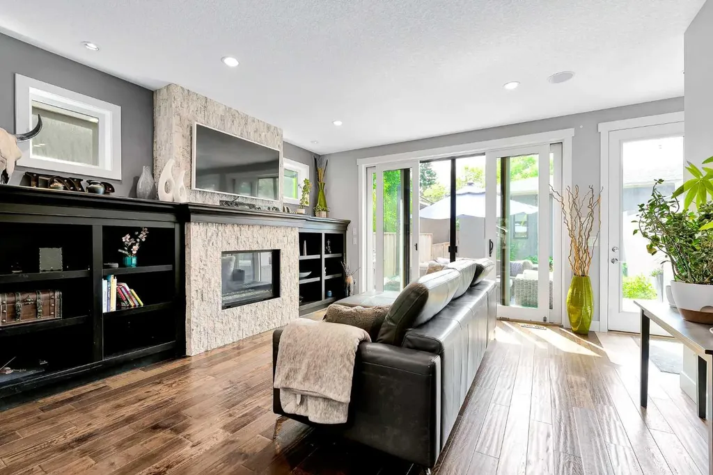 425 21 Avenue NW Calgary AB T2M 1J6