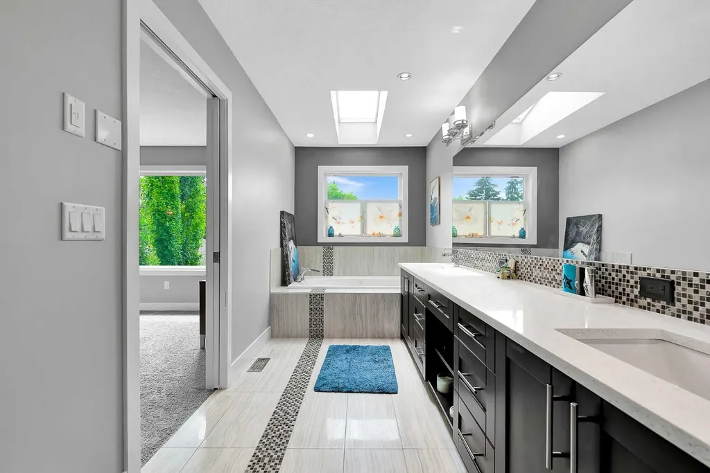 425 21 Avenue NW Calgary AB T2M 1J6