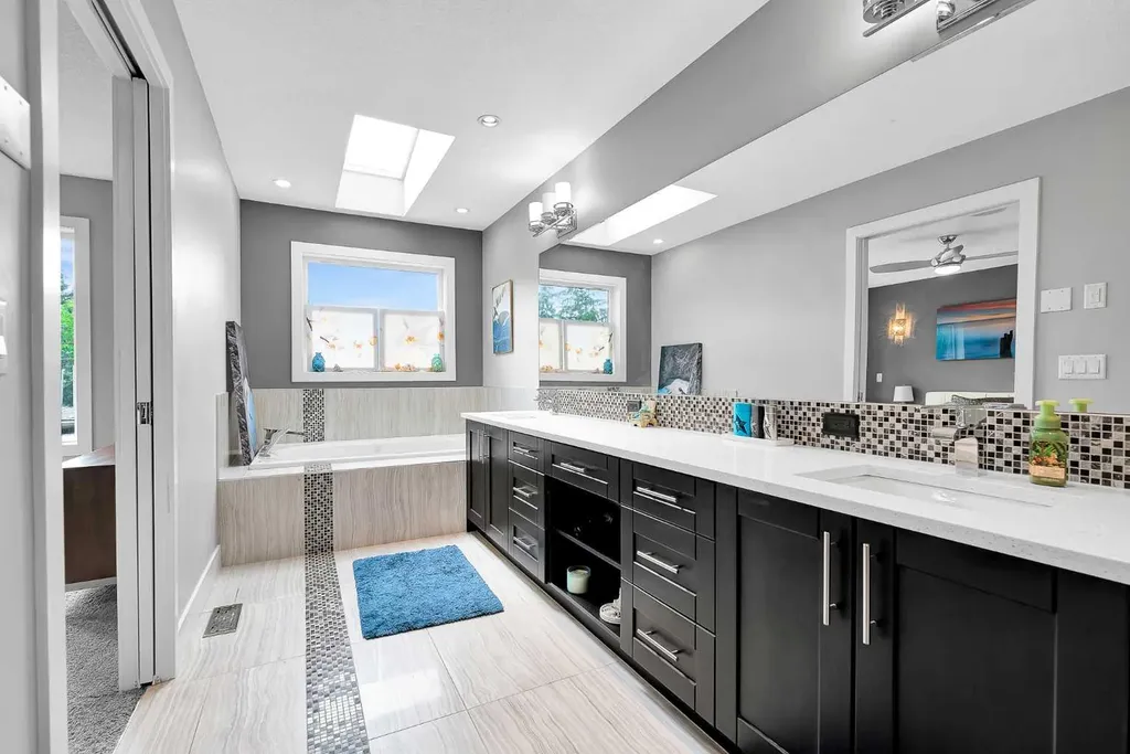 425 21 Avenue NW Calgary AB T2M 1J6