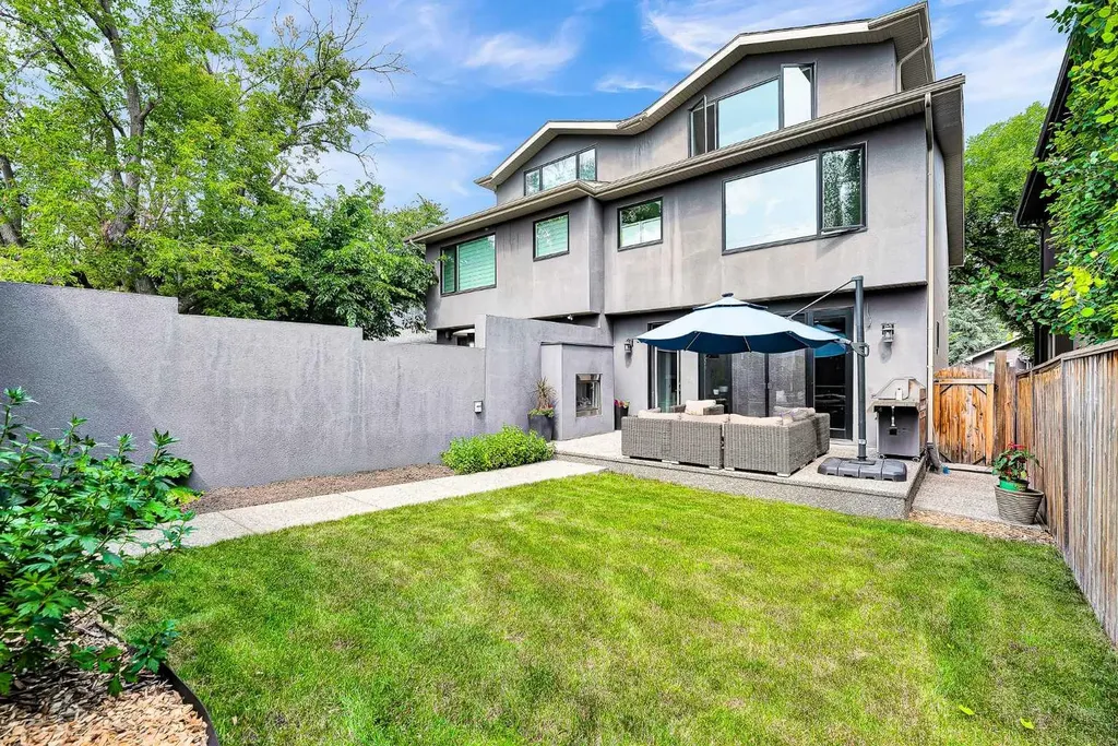 425 21 Avenue NW Calgary AB T2M 1J6