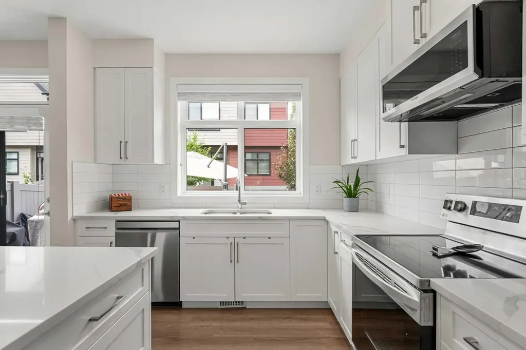 1218 Sage Meadows Gardens NW Calgary AB T3P 1K3