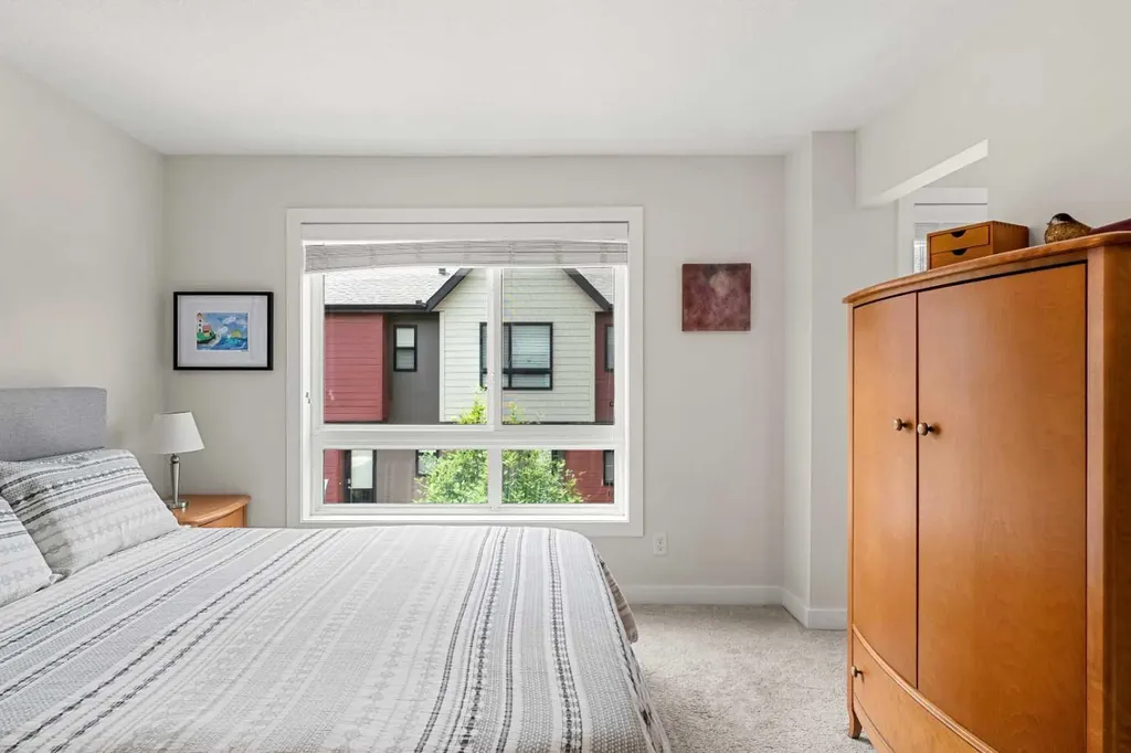 1218 Sage Meadows Gardens NW Calgary AB T3P 1K3