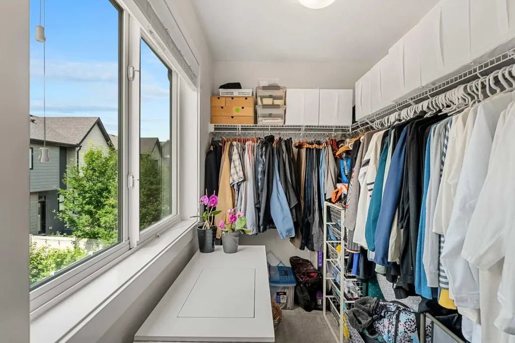1218 Sage Meadows Gardens NW Calgary AB T3P 1K3