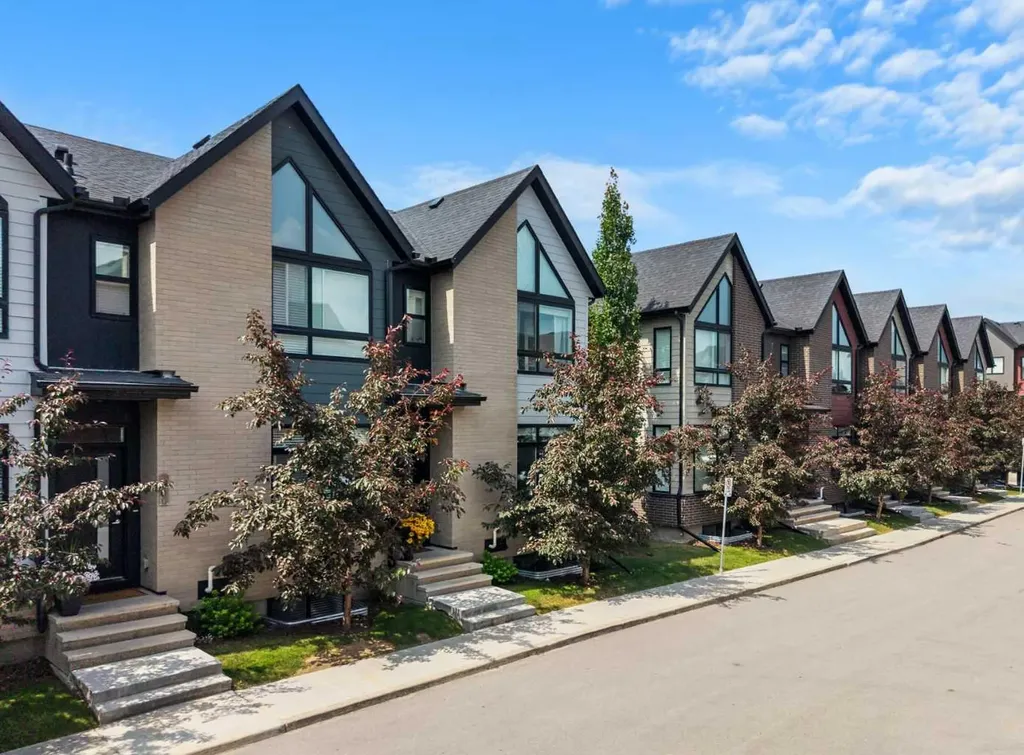 1218 Sage Meadows Gardens NW Calgary AB T3P 1K3