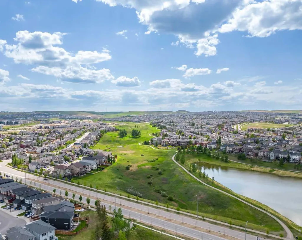 1218 Sage Meadows Gardens NW Calgary AB T3P 1K3
