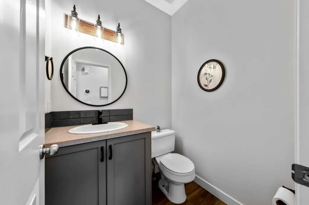 114 Chapalina Close SE Calgary AB T2X3W4