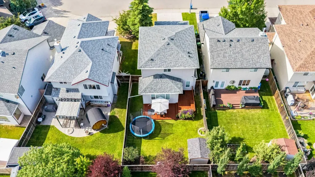 114 Chapalina Close SE Calgary AB T2X3W4