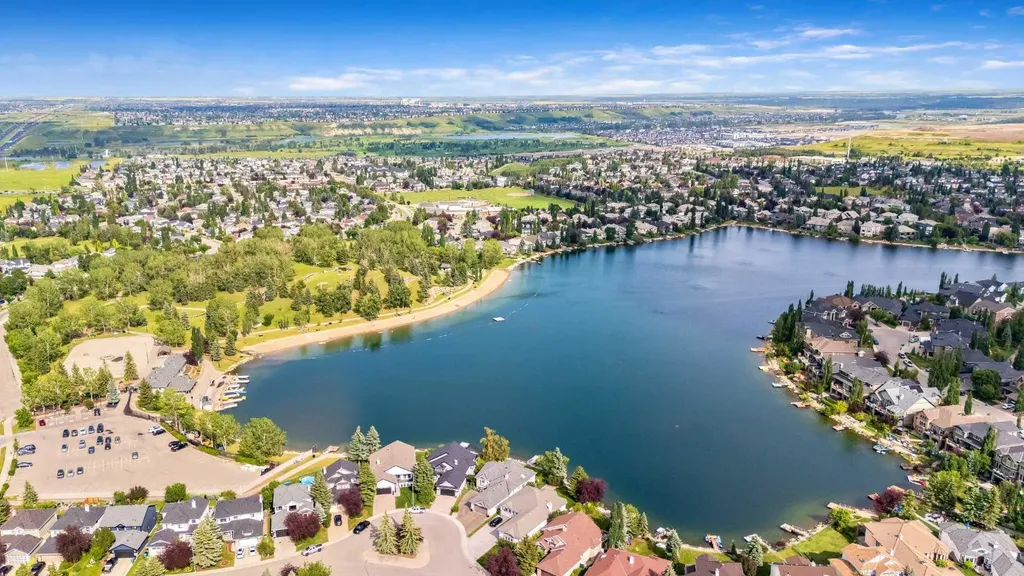 114 Chapalina Close SE Calgary AB T2X3W4