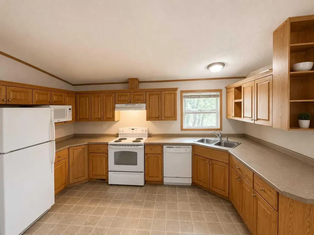 5104 48 Avenue Fort Vermilion AB T0H1N0
