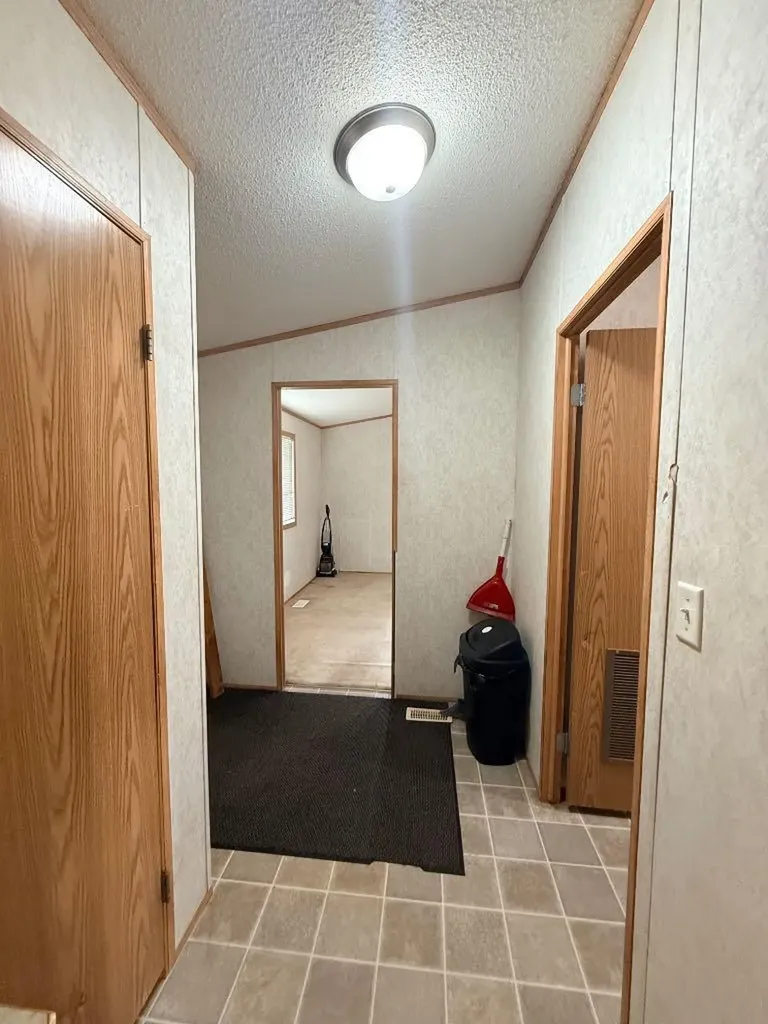 5104 48 Avenue Fort Vermilion AB T0H1N0