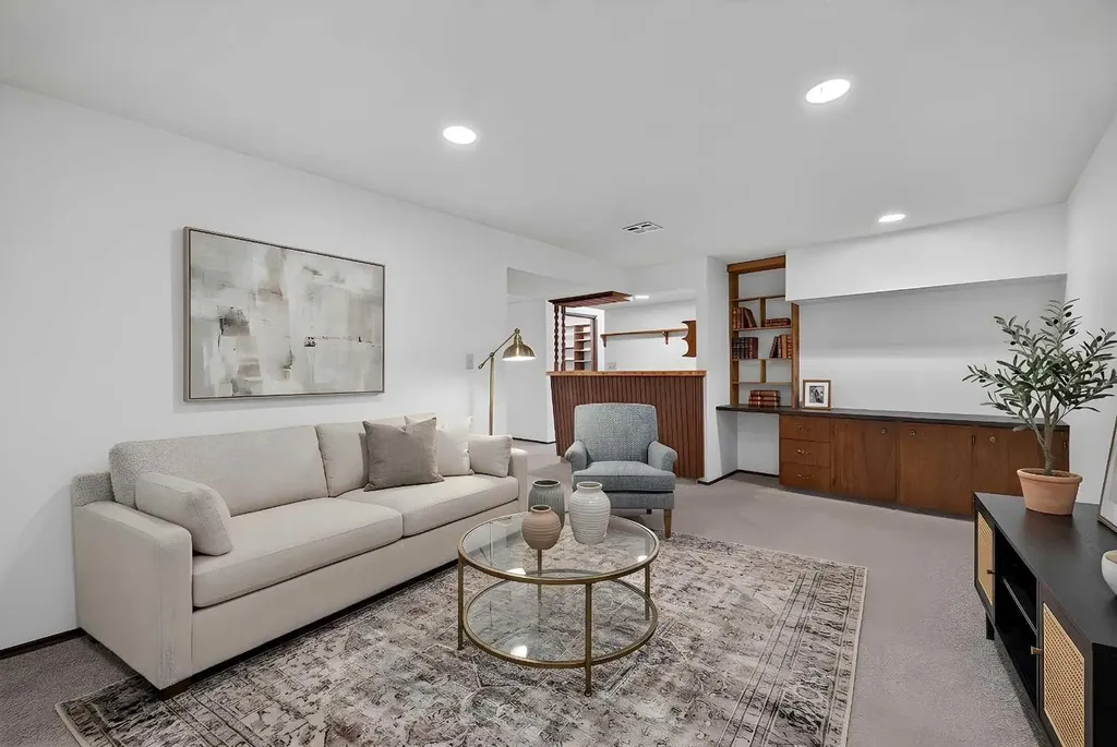 4639 Marbank Drive Calgary AB T2A 3H9