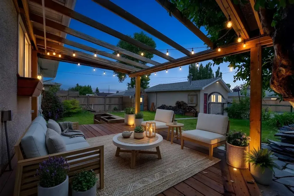 4639 Marbank Drive Calgary AB T2A 3H9
