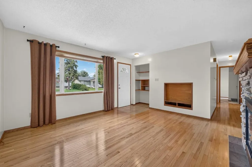 4639 Marbank Drive Calgary AB T2A 3H9