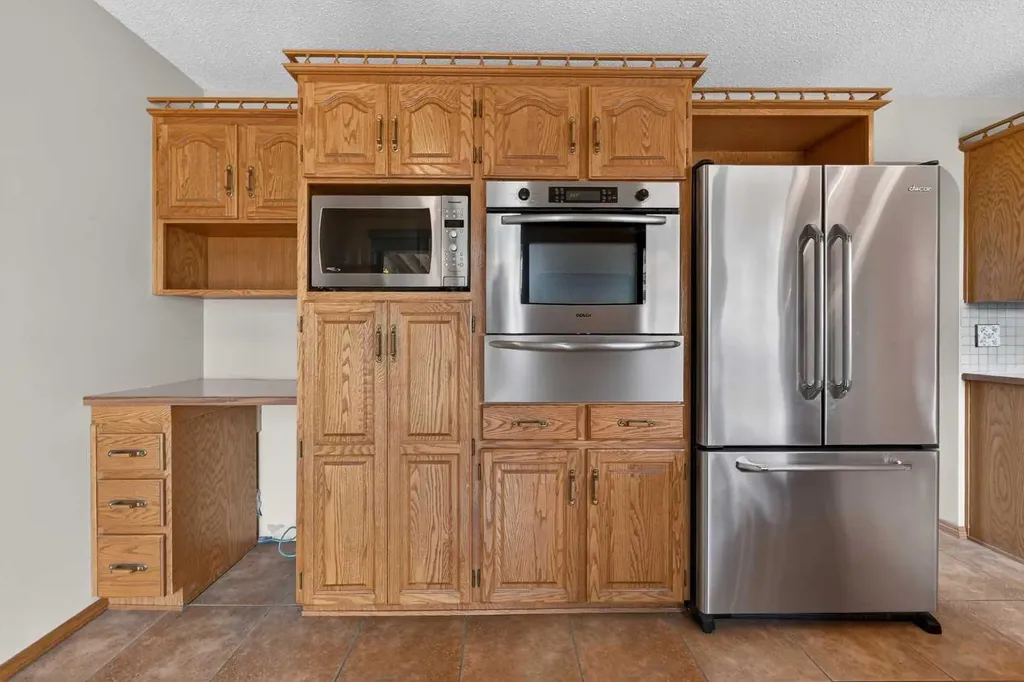 4639 Marbank Drive Calgary AB T2A 3H9