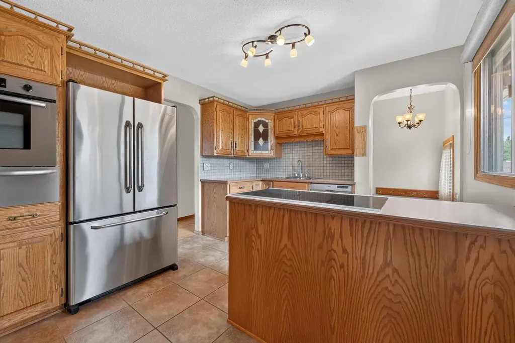 4639 Marbank Drive Calgary AB T2A 3H9