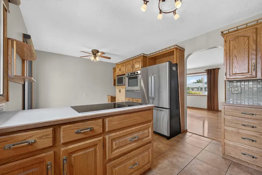 4639 Marbank Drive Calgary AB T2A 3H9