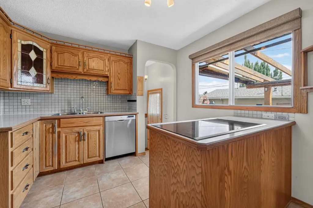 4639 Marbank Drive Calgary AB T2A 3H9