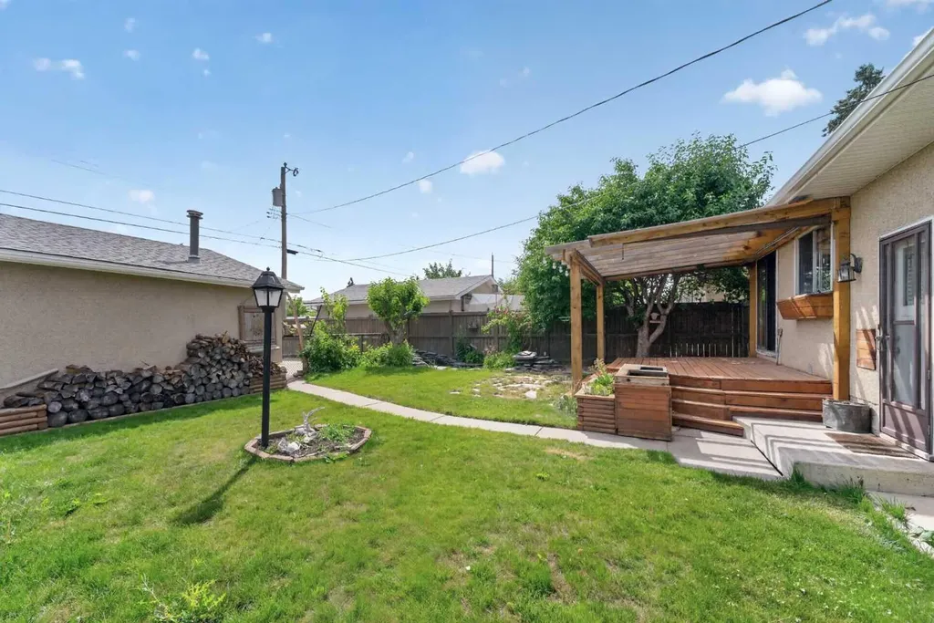 4639 Marbank Drive Calgary AB T2A 3H9