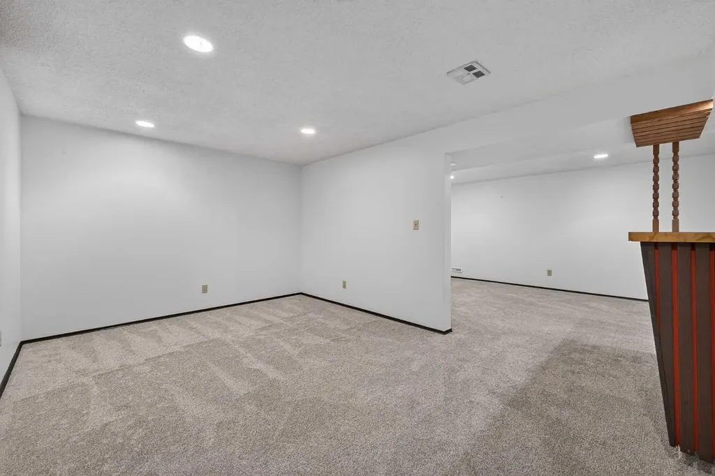 4639 Marbank Drive Calgary AB T2A 3H9