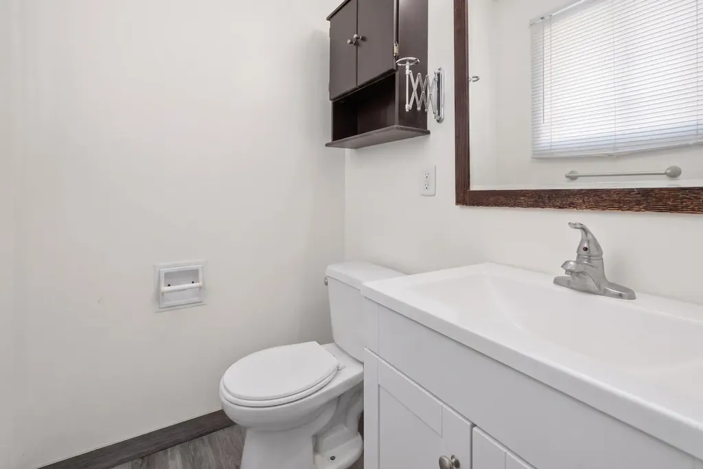 319 Rundlelawn Road NE Calgary AB T1Y3P2