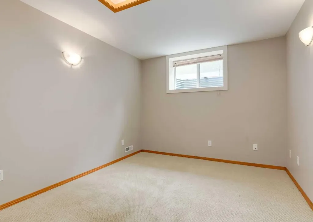 4220 Bowlen Street NW Calgary AB T2L 1P9