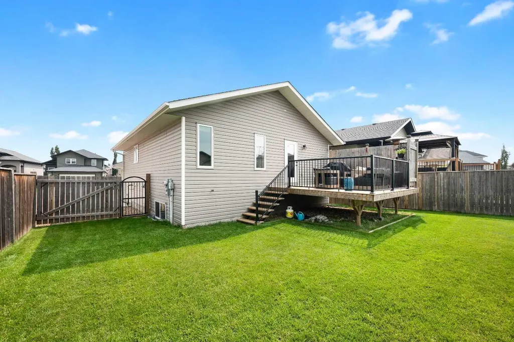 7208 40 Street Lloydminster AB T9V 2K7