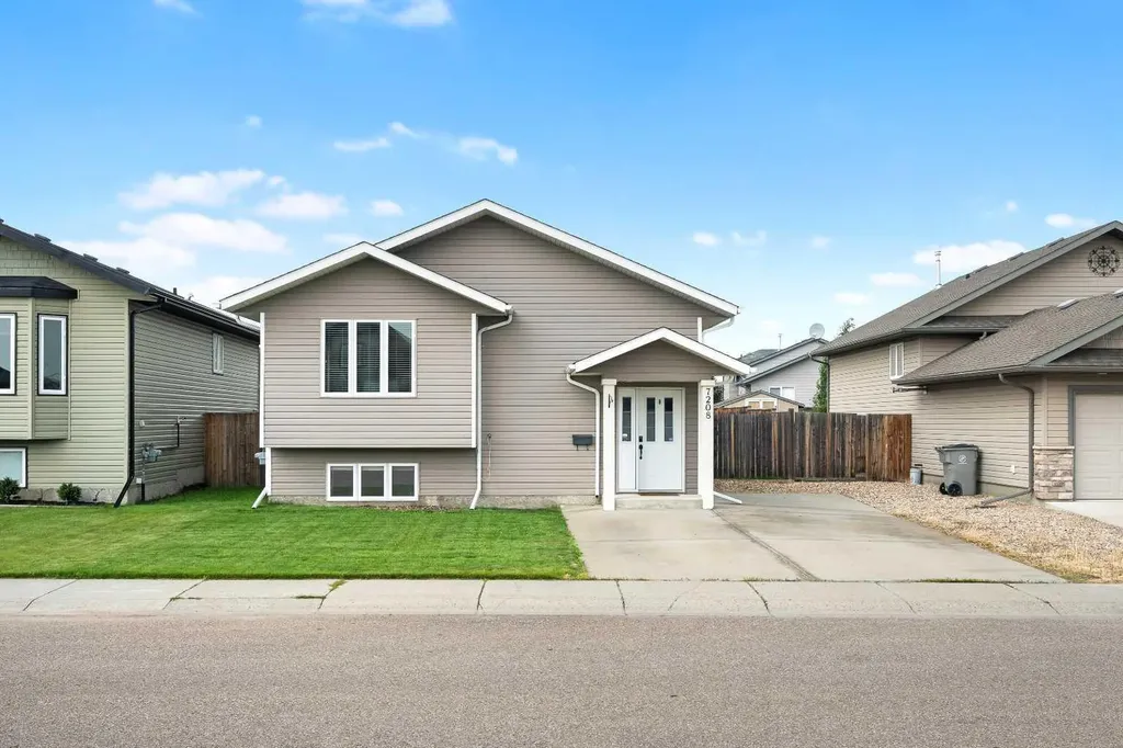 7208 40 Street Lloydminster AB T9V 2K7