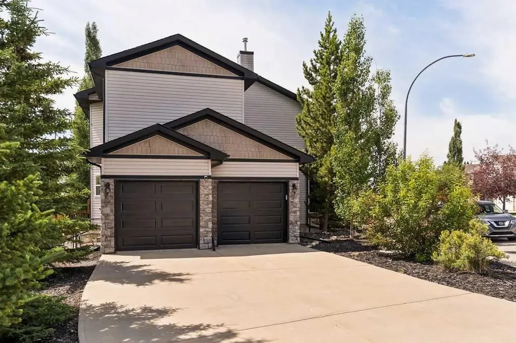 115 Rockmont Court NW Calgary AB T3G 5V8