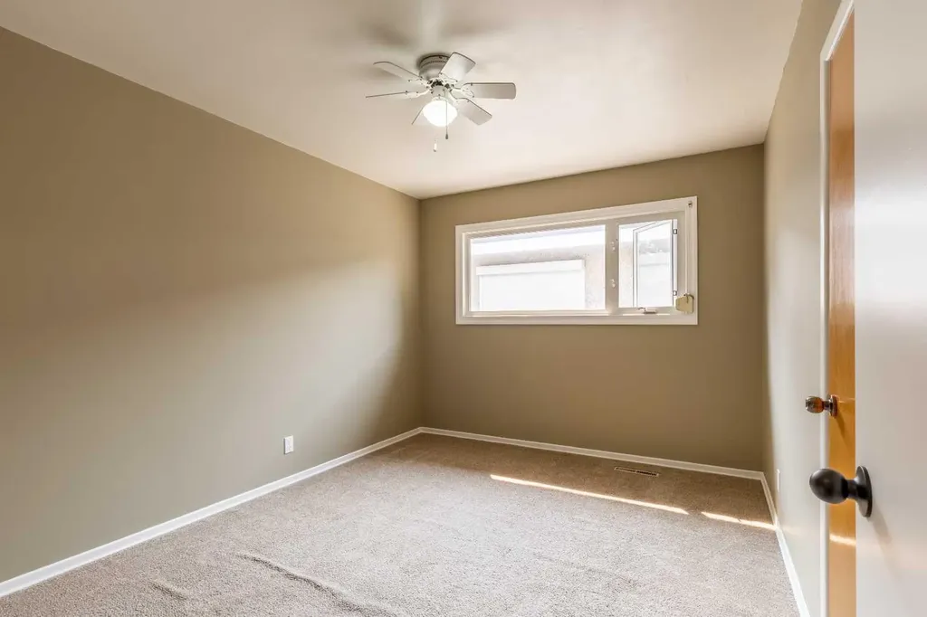 2005 16 Avenue S Lethbridge AB T1K 0Z4