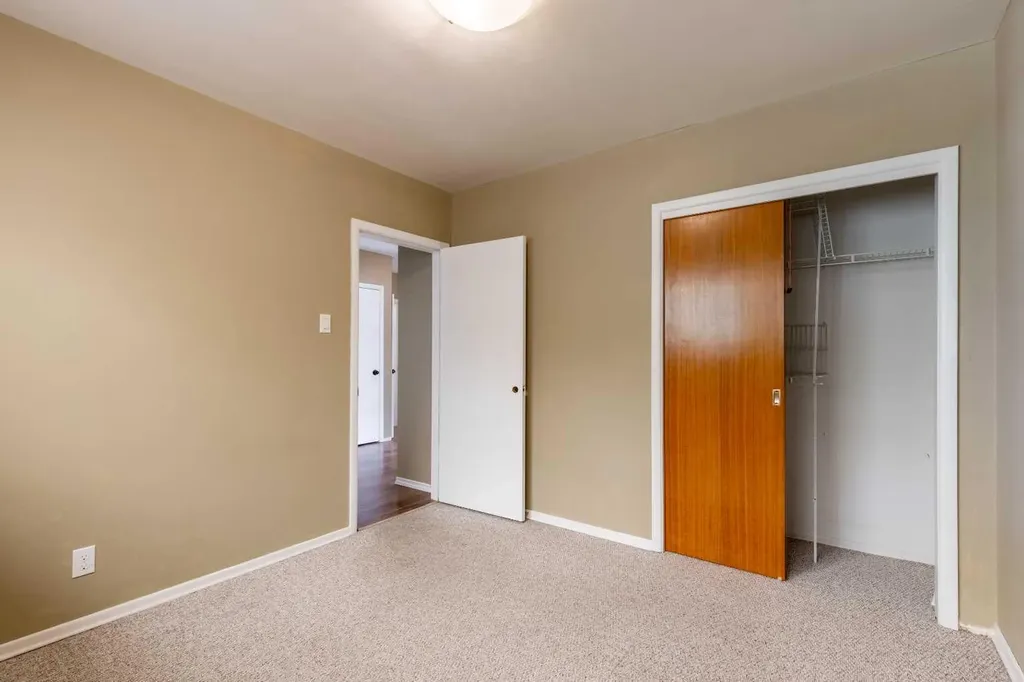 2005 16 Avenue S Lethbridge AB T1K 0Z4