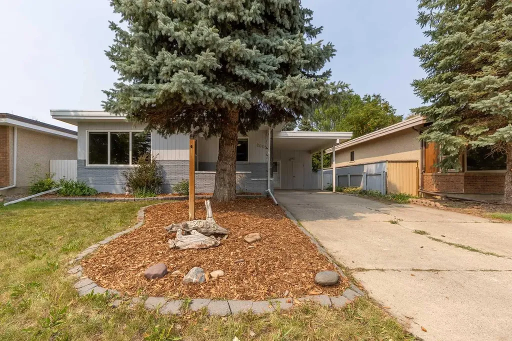 2005 16 Avenue S Lethbridge AB T1K 0Z4