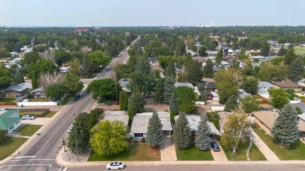 2005 16 Avenue S Lethbridge AB T1K 0Z4