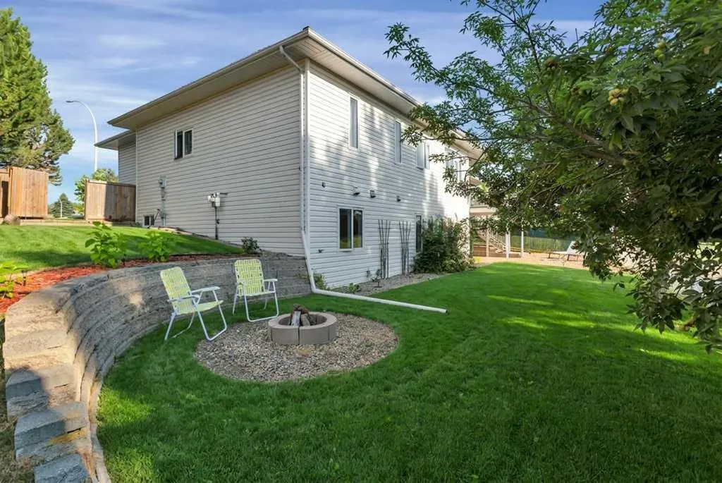3565 54 Avenue Innisfail AB T4G 1S3