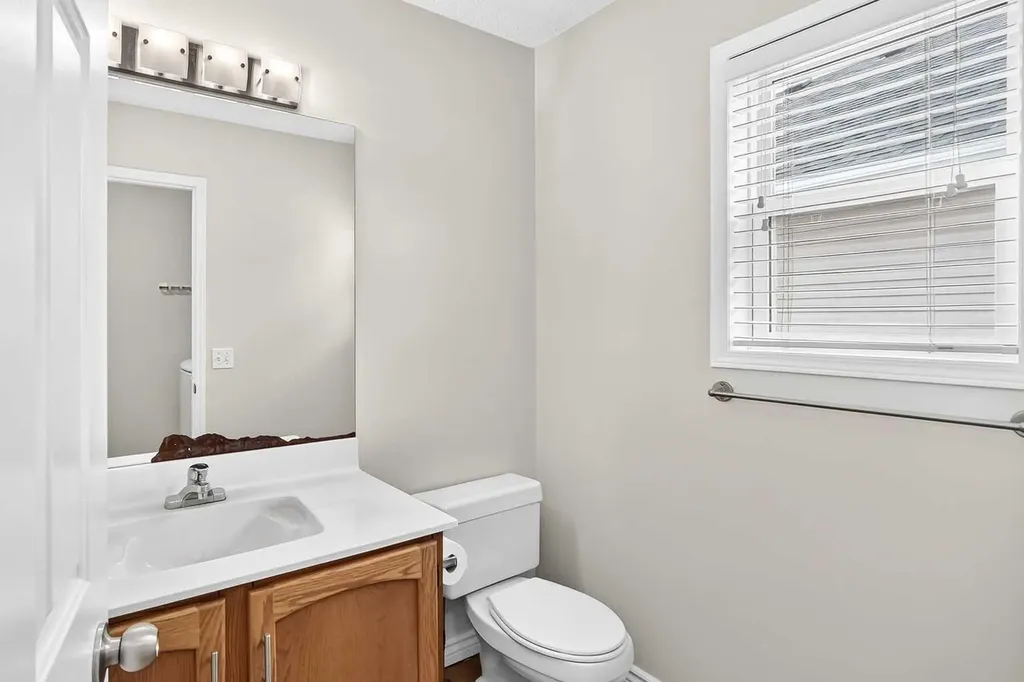247 Covington Close NE Calgary AB T3K 4L8