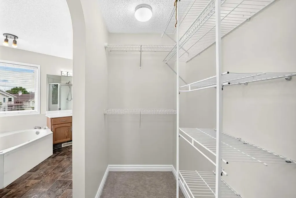 247 Covington Close NE Calgary AB T3K 4L8