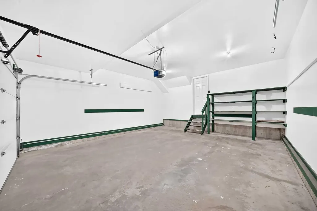 247 Covington Close NE Calgary AB T3K 4L8