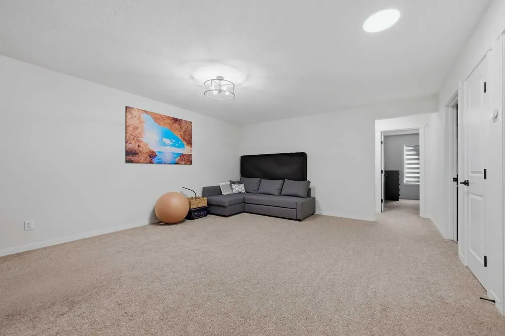 147 Magnolia Path SE Calgary AB T3M 3X6