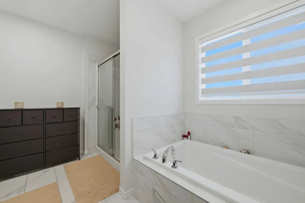 147 Magnolia Path SE Calgary AB T3M 3X6