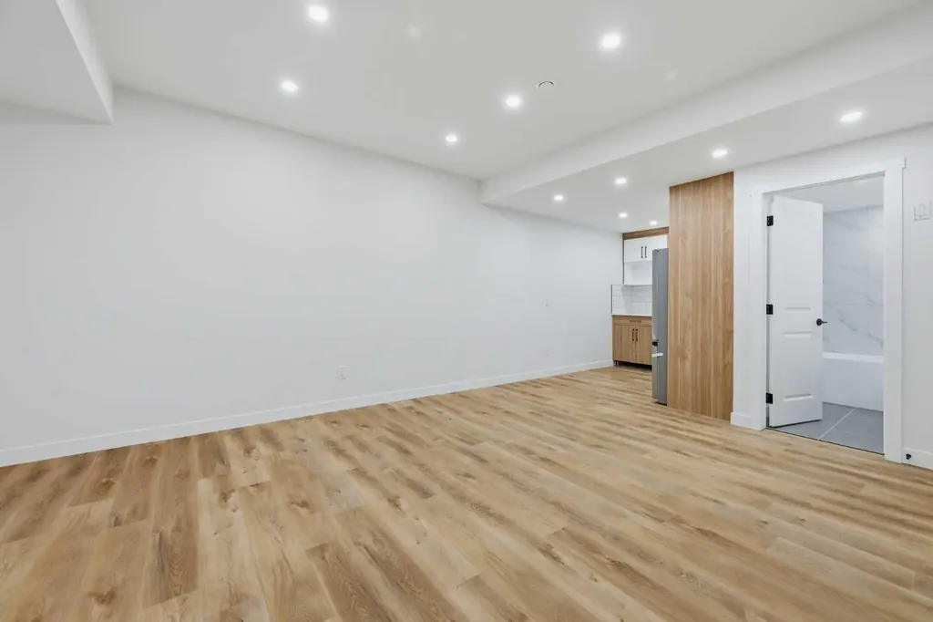 147 Magnolia Path SE Calgary AB T3M 3X6