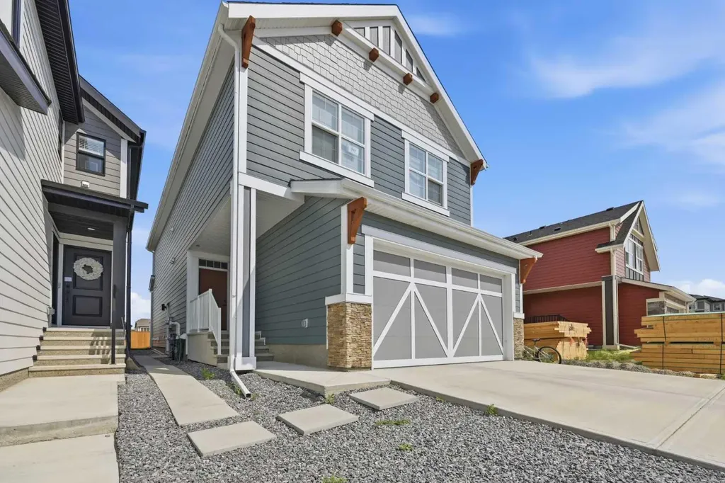 147 Magnolia Path SE Calgary AB T3M 3X6
