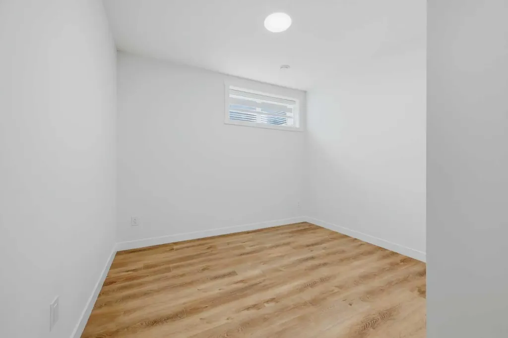147 Magnolia Path SE Calgary AB T3M 3X6